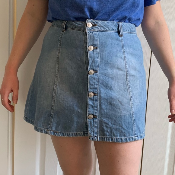 Light Wash Denim High Waisted Skirt - Picture 3 of 6